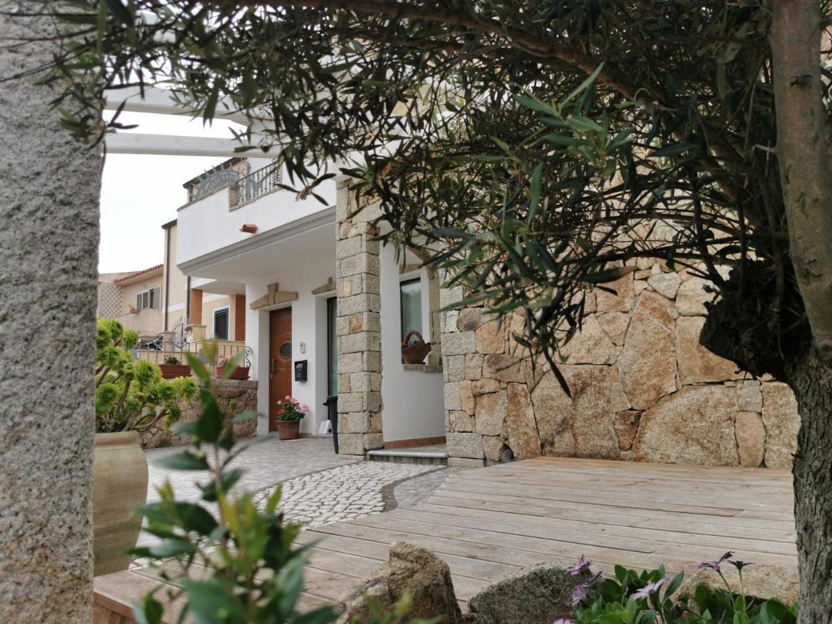 Bed & Breakfast Mare Isole Ла Мадалена Екстериор снимка