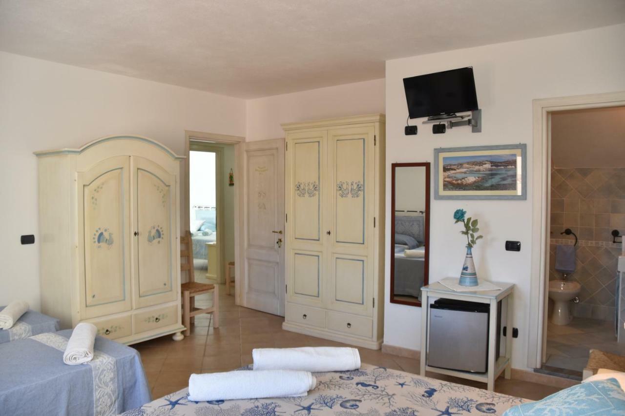 Bed & Breakfast Mare Isole Ла Мадалена Екстериор снимка